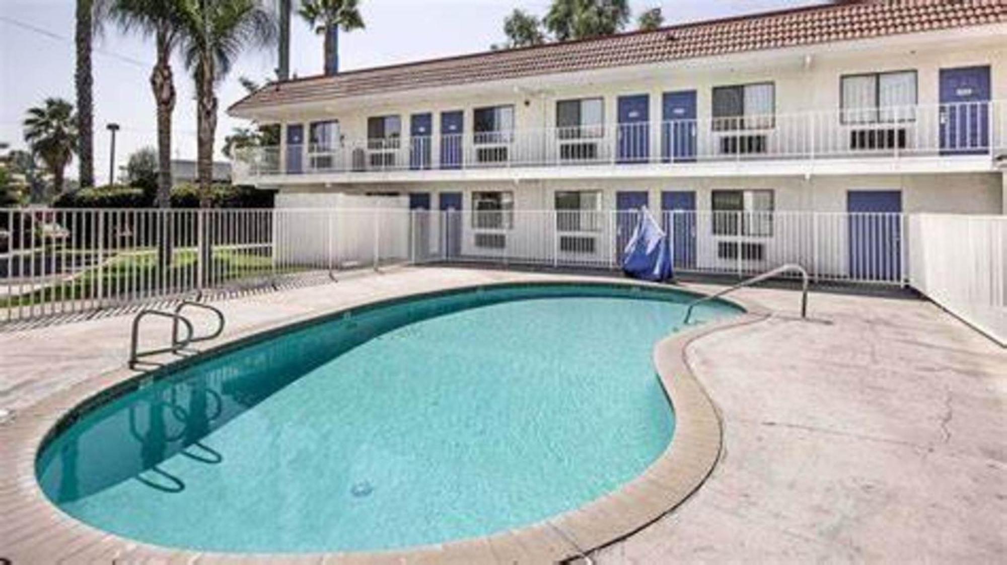 Motel 6 Lake Elsinore, Ca Exterior photo